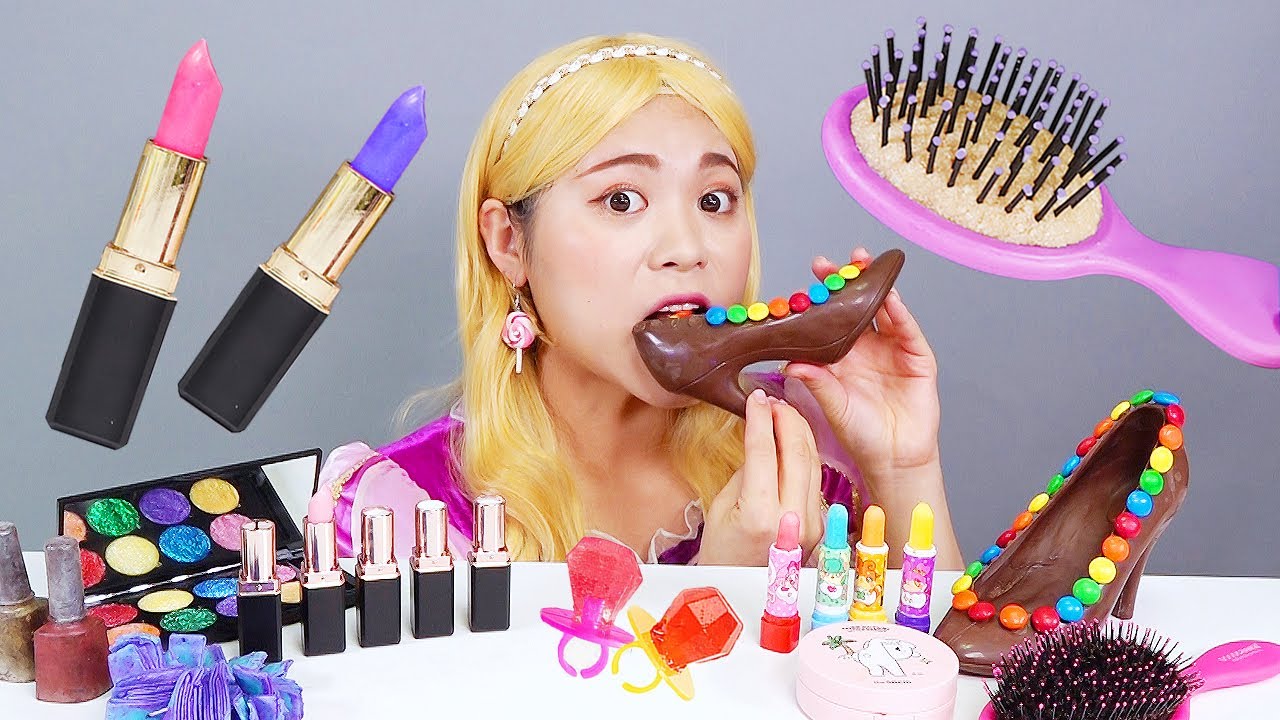 Mỹ phẩm ăn được Trang điểm sô cô la Mukbang DONA