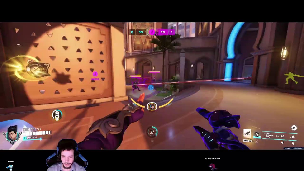 jugando a overwatch 1 antes era 2 y ahora 1 otra vez