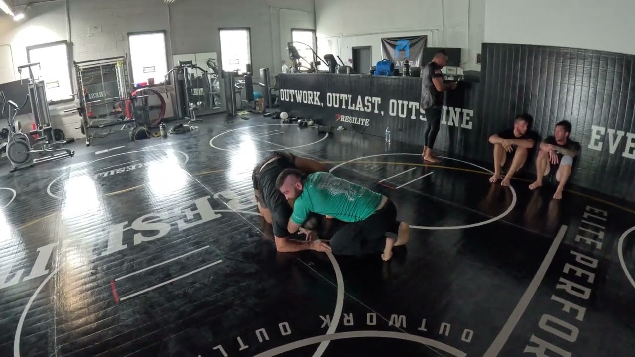HeadHunter Higgins & Belal Muhammad Grappling