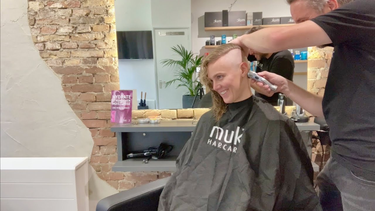 MUK makeover! An a-symmetric layered haircut with bald (0mm) side shave