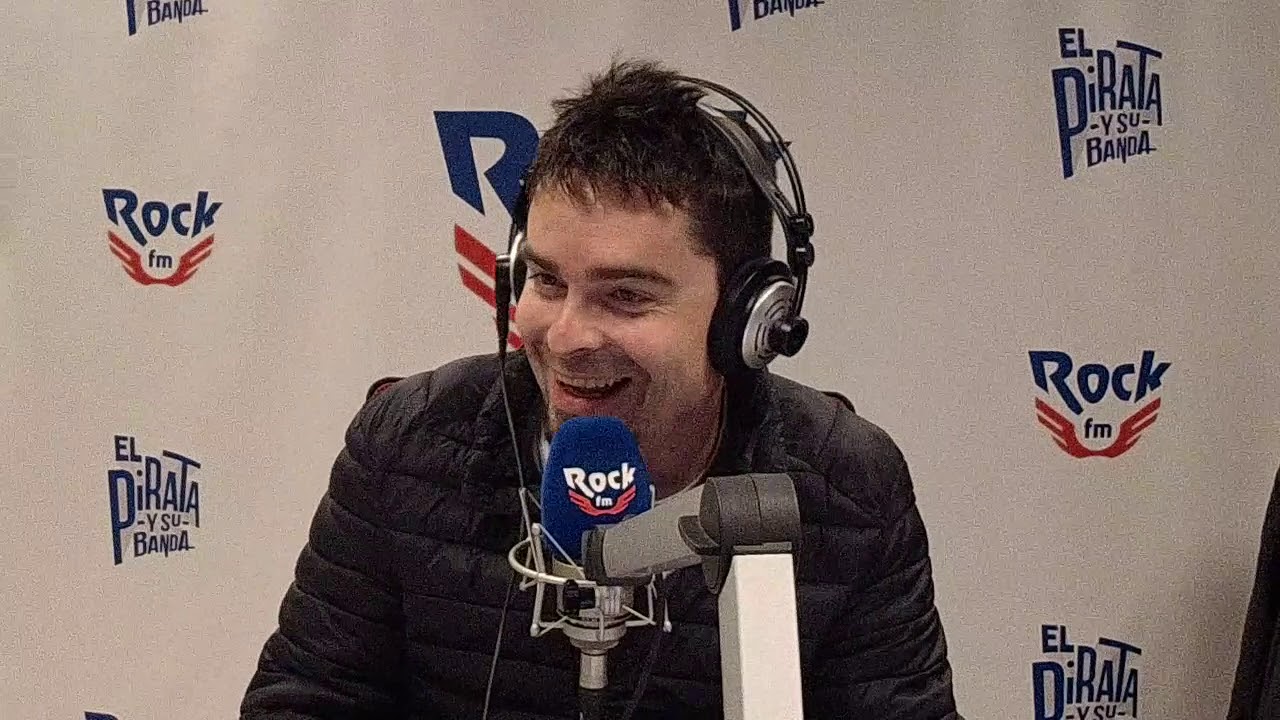RockFM - Álex Clavero El FrancotiraRock y lo que no debes tener el la mesa del curro