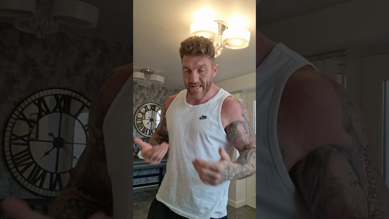 Brett may is that scared to fight me 4th of October he calls shadow boxer out 🤣 