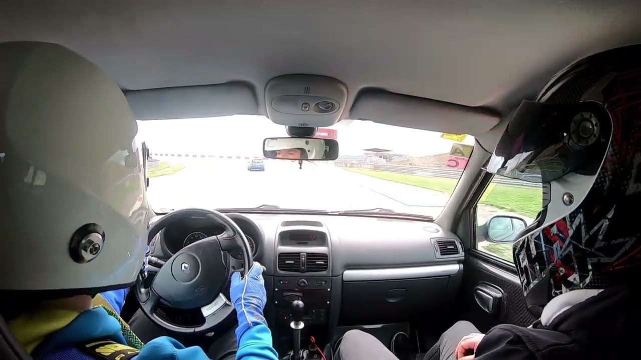 Clio's circuito Navarra Alex2