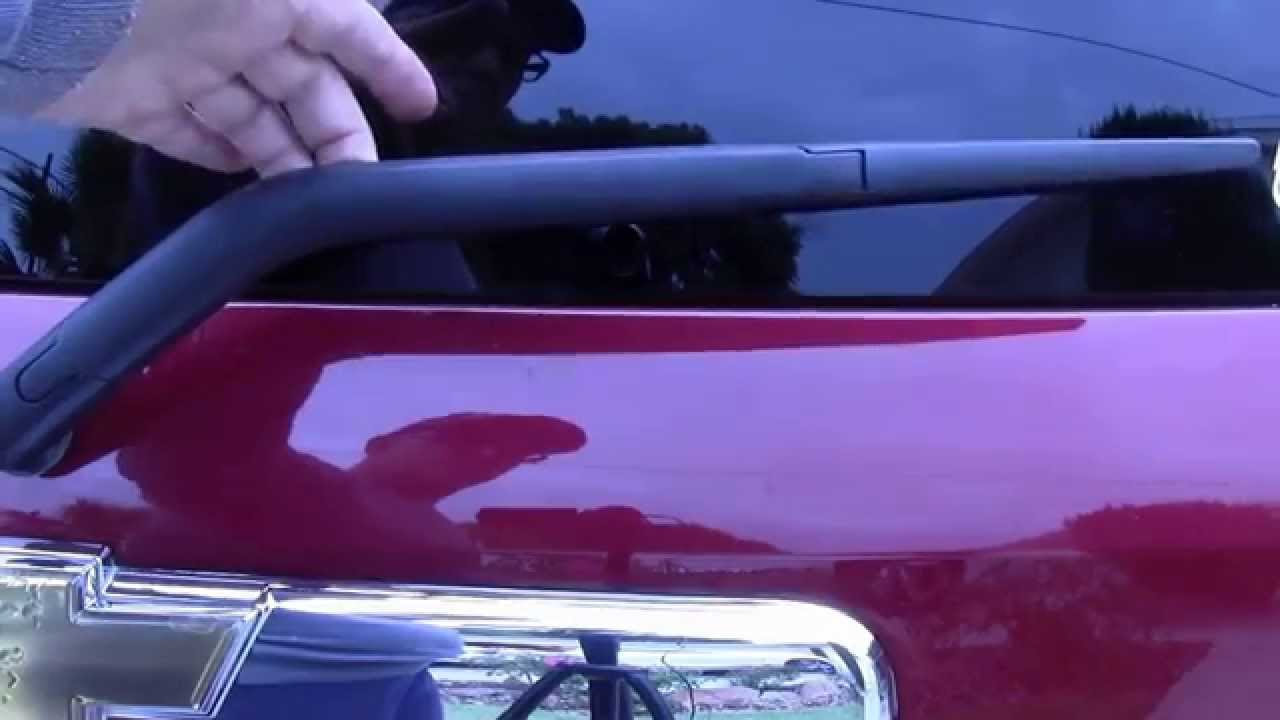 HHR Rear Wiper Blade Replacement