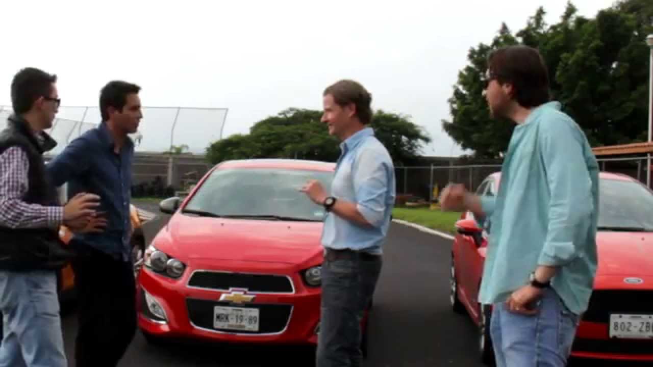 Comparativa Hot Hatches (MINI Cooper S, Fiat 500C Abarth, Ford Fiesta ST y Chevrolet Sonic RS)