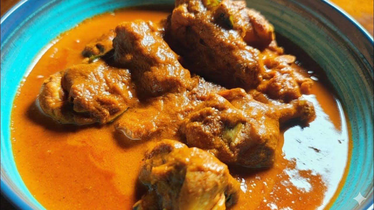 VARUTHARACHA CHICKEN CURRY 🐓/ KERALA RECIPE / KERKAR KITCHEN /വറുത്തരച്ച ചിക്കൻ കറി 