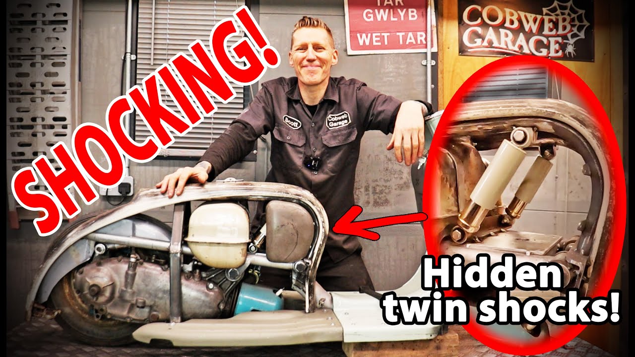 Fitting twin rear shocks, toolbox panels, and more on the air ride Lambretta - Slambretta Pt9