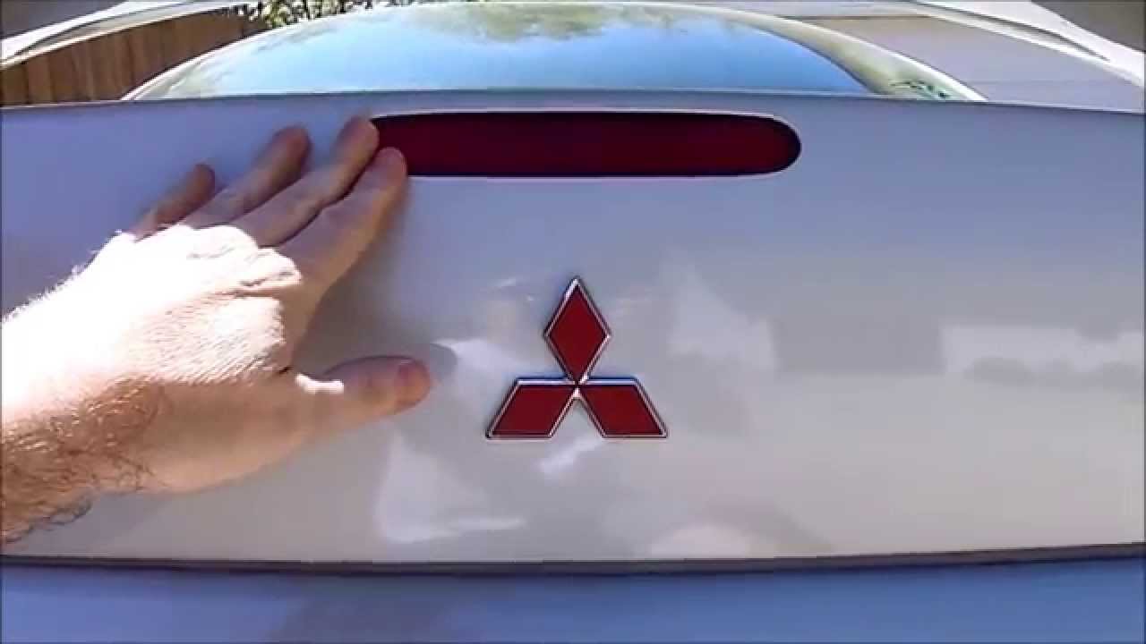 2000 to 2005 3g Mitsubishi Eclipse 3rd Brake Light Bulb Replace