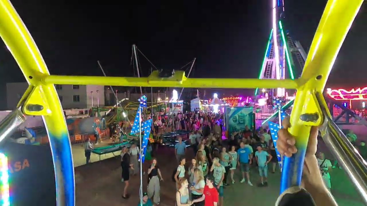 Slingshot (Lunapark Jan Novy) On ride 1 - Kutno - Święto R&oacute;ży 2023