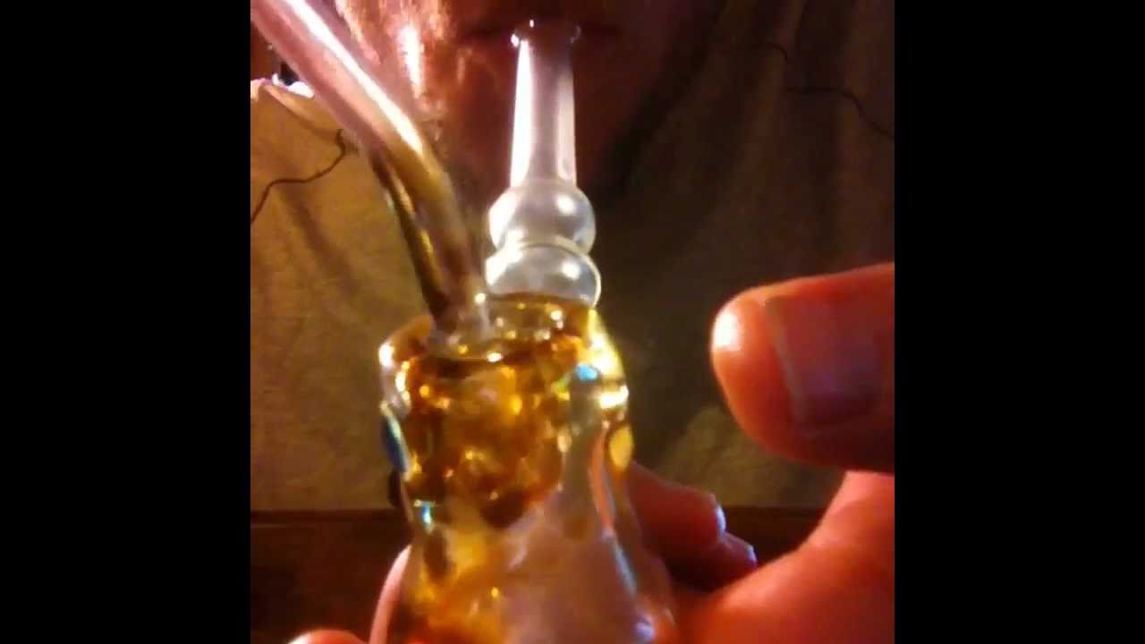 Special queen #1 cannabis oil from concentrate pipe