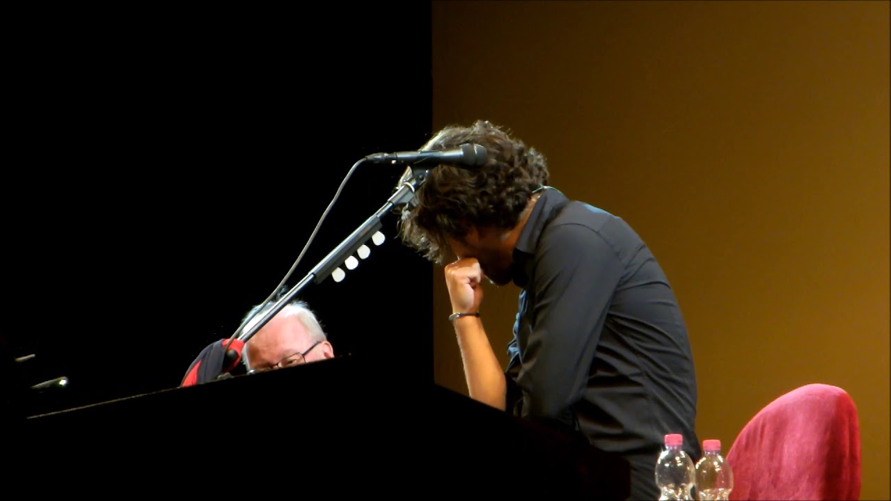 Jack Savoretti -  'Vedrai Vedrai' Rome, May 21st 2018 (A PHENOMENAL performance :-) )