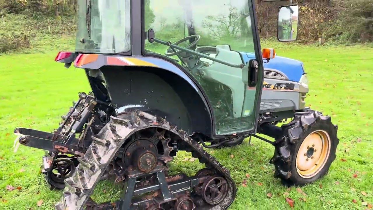 ISEKI AT33 4WD Half Track Crawler Compact Tractor