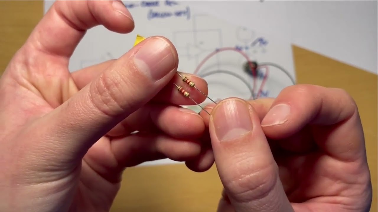 Assembly of a 2nd Order Low Pass Active Filter on a Breadboard
