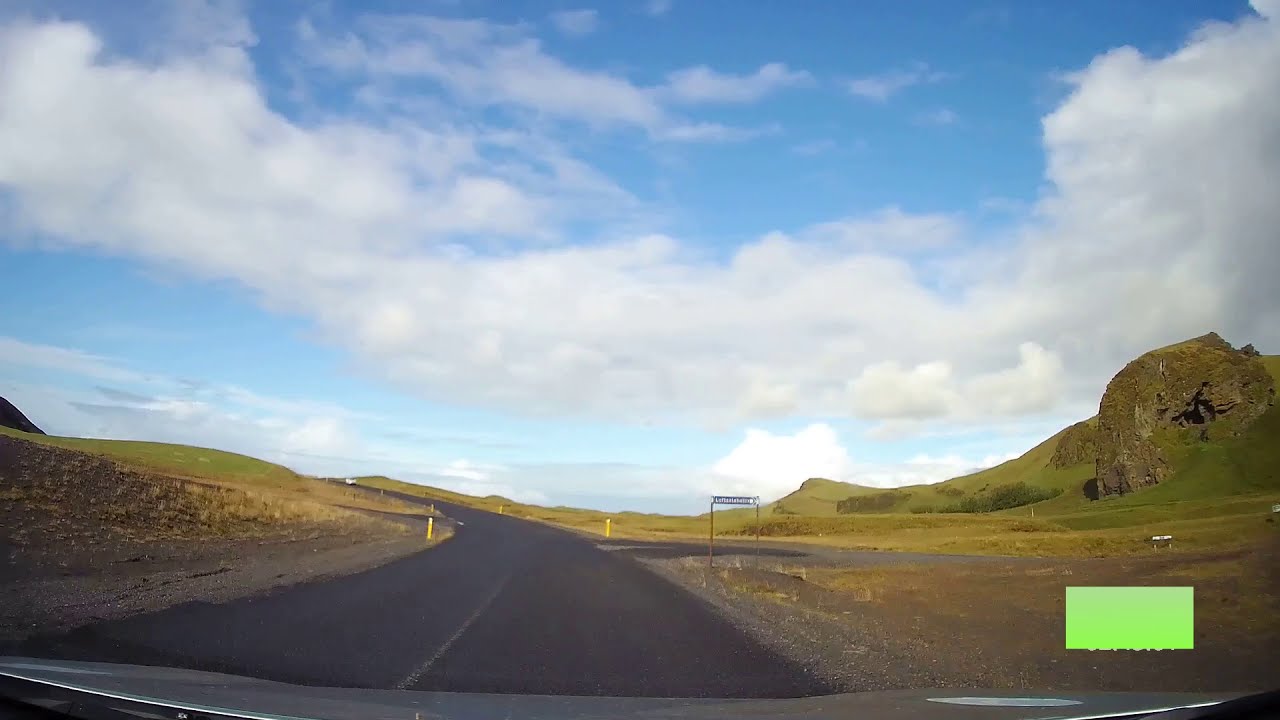 Iceland Roadtrip | Vik to Dyrholaey Lighthouse | Scenic Drive | Gravel Road