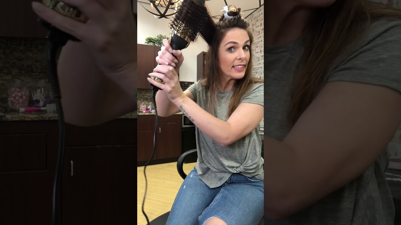 Hairstylist’s review and tutorial of Hot Tools blow dry brush
