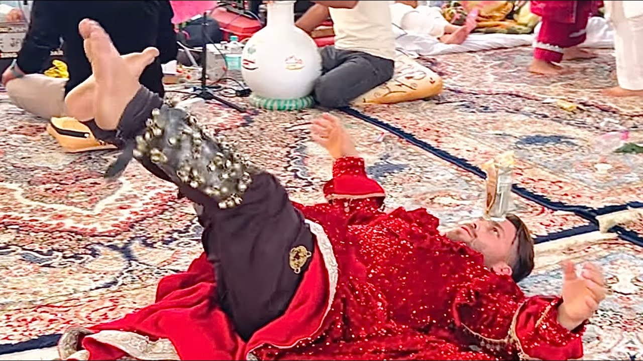 Trending Kashmiri Glass Sael #1000subscriber  #newkashmirisong / Rixu Dancer & Babu Dar /😲😄