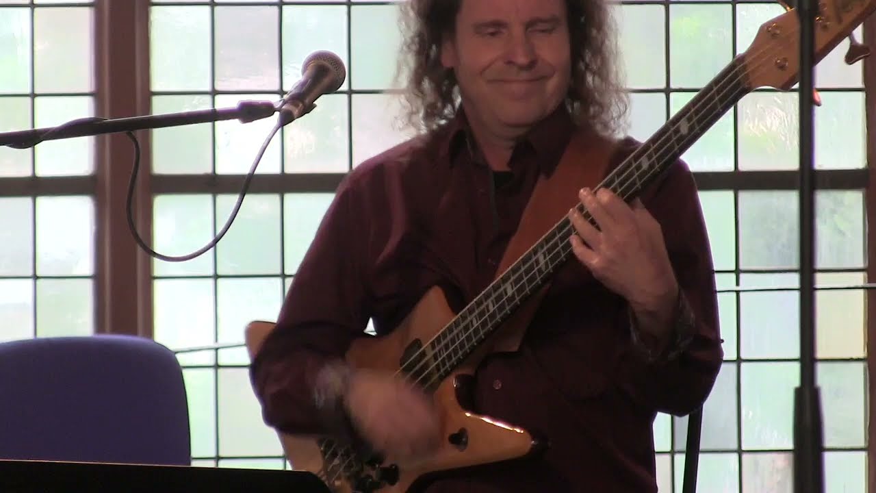 Don't (Joachim Sum) / Medley: Air / A Whiter Shade Of Pale (J.S. Bach / Gary B. and M. Fisher)