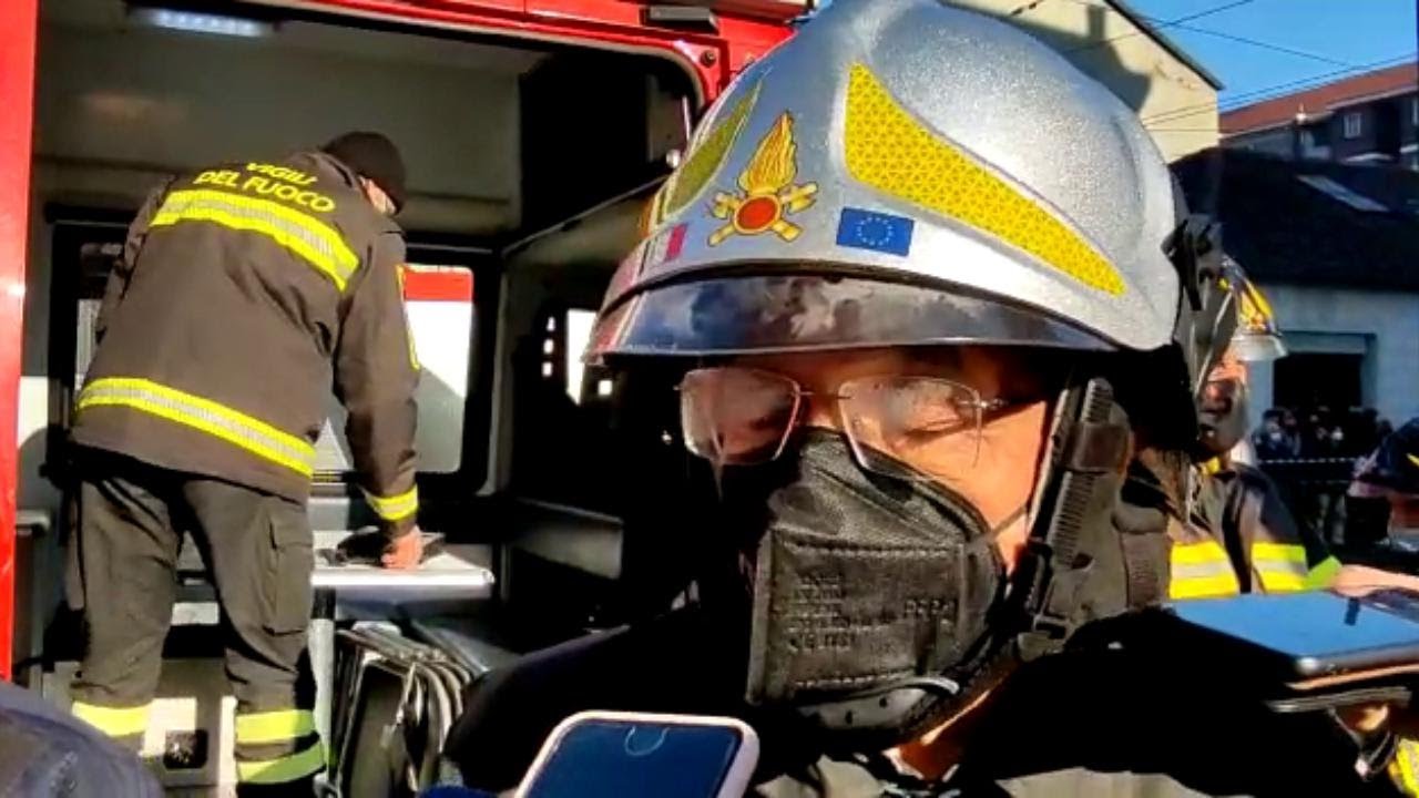Gru caduta a Torino, il capo dei vigili del fuoco: 