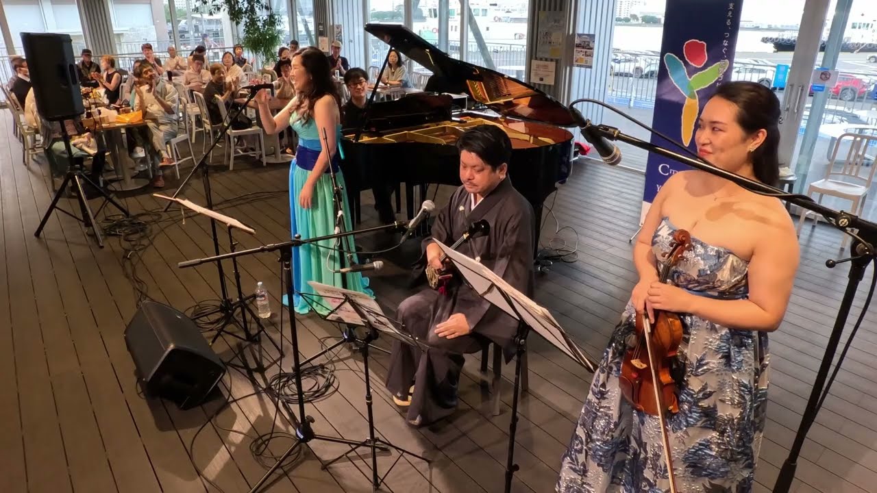 「花」「アメイジング・グレイス」　【松永知史／内間安希／永田美智子／髙梨壮一郎】～Sun Set Live at よこすかポートマーケット～