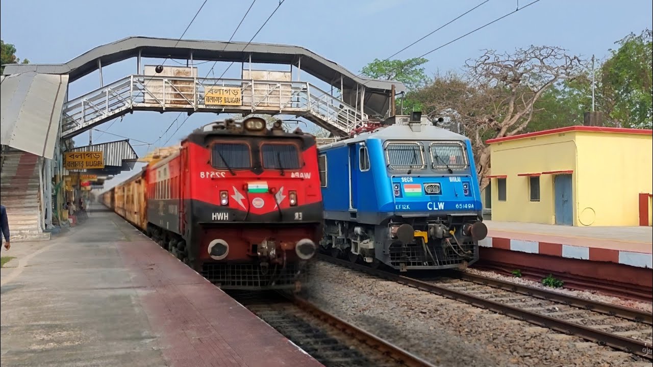 ⚡ EE-12K & WAP-4 Superfast Train Crossing at Balagarh Station | Amazing Rail Scene