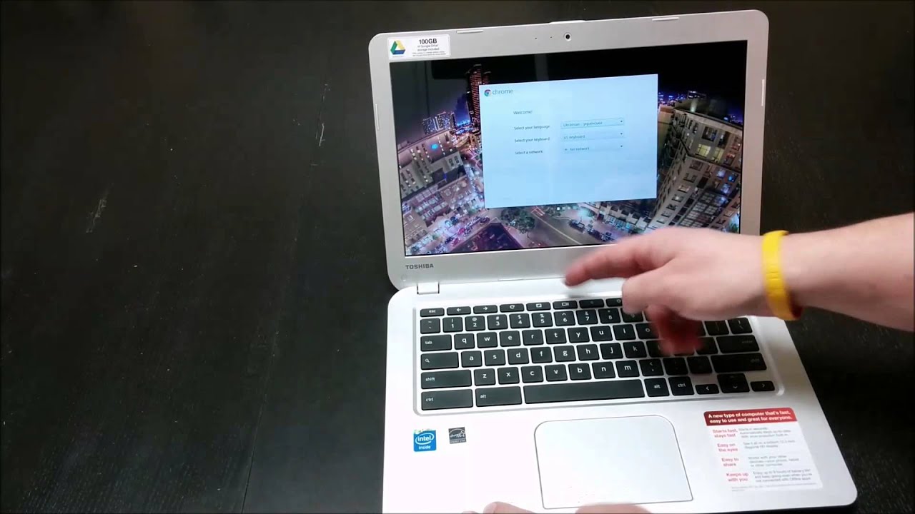 Toshiba Chromebook Unboxing and Hands On