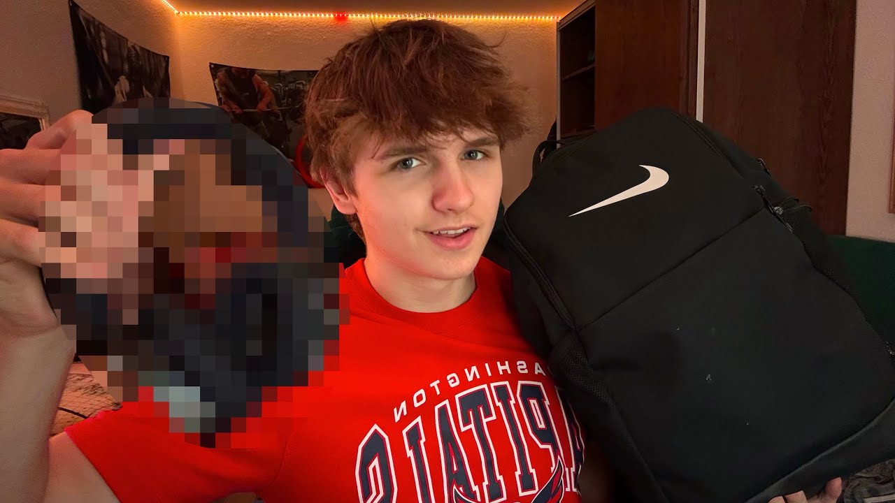 ASMR What's In My Bag (as a Student)