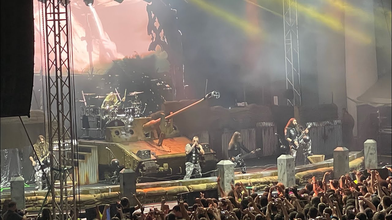 Sabaton - Dreadnought ( Live Arenele Romane , Bucuresti 2022 )