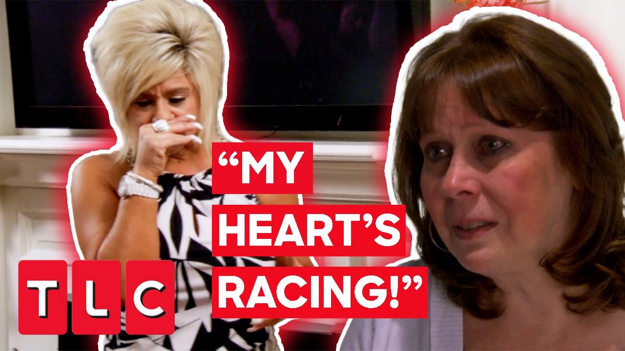 Theresa Communicates With The Dead At A Hair Salon! | Long Island Medium