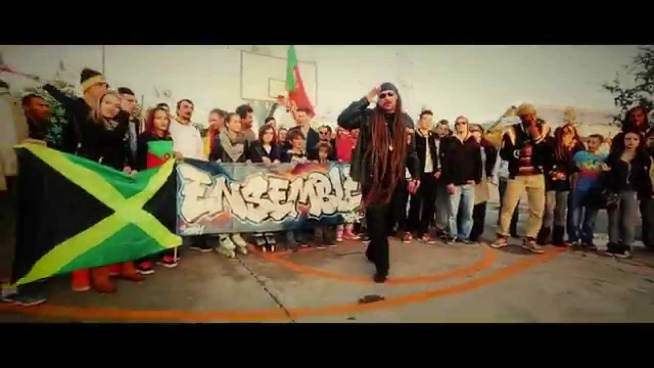 G&eacute;n&eacute;ral Lion I - Ensemble (Official Music Video)