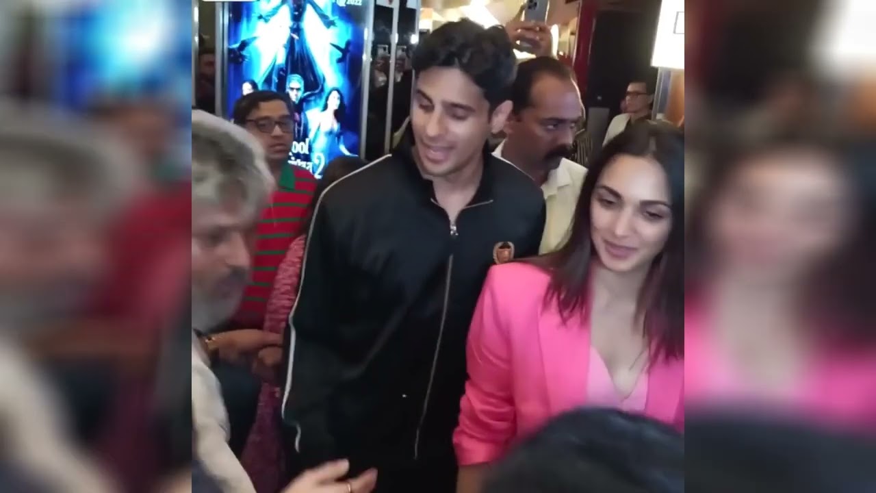 Kiara Advani and Sidharth Malhotra spotted together at the premiere of movie Bhool Bhulaiyaa 2