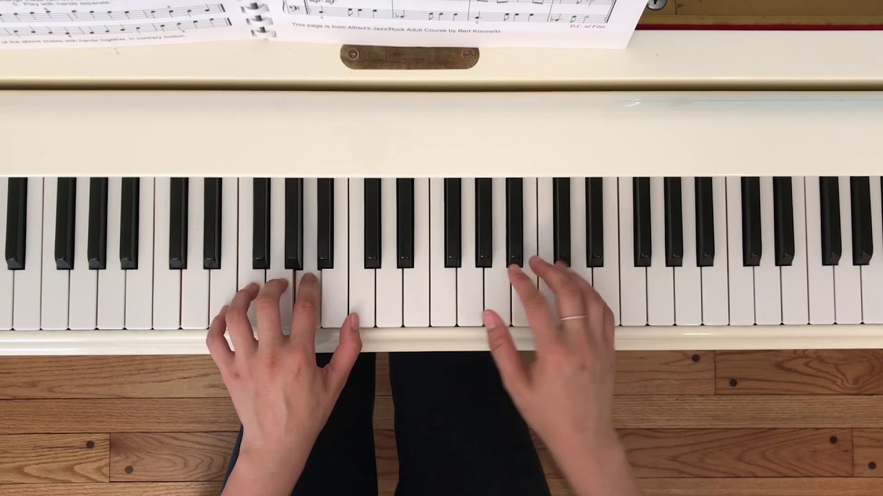 The Stranger p.129 (Alfred All-In-One Course Level 1) [Easy Piano]