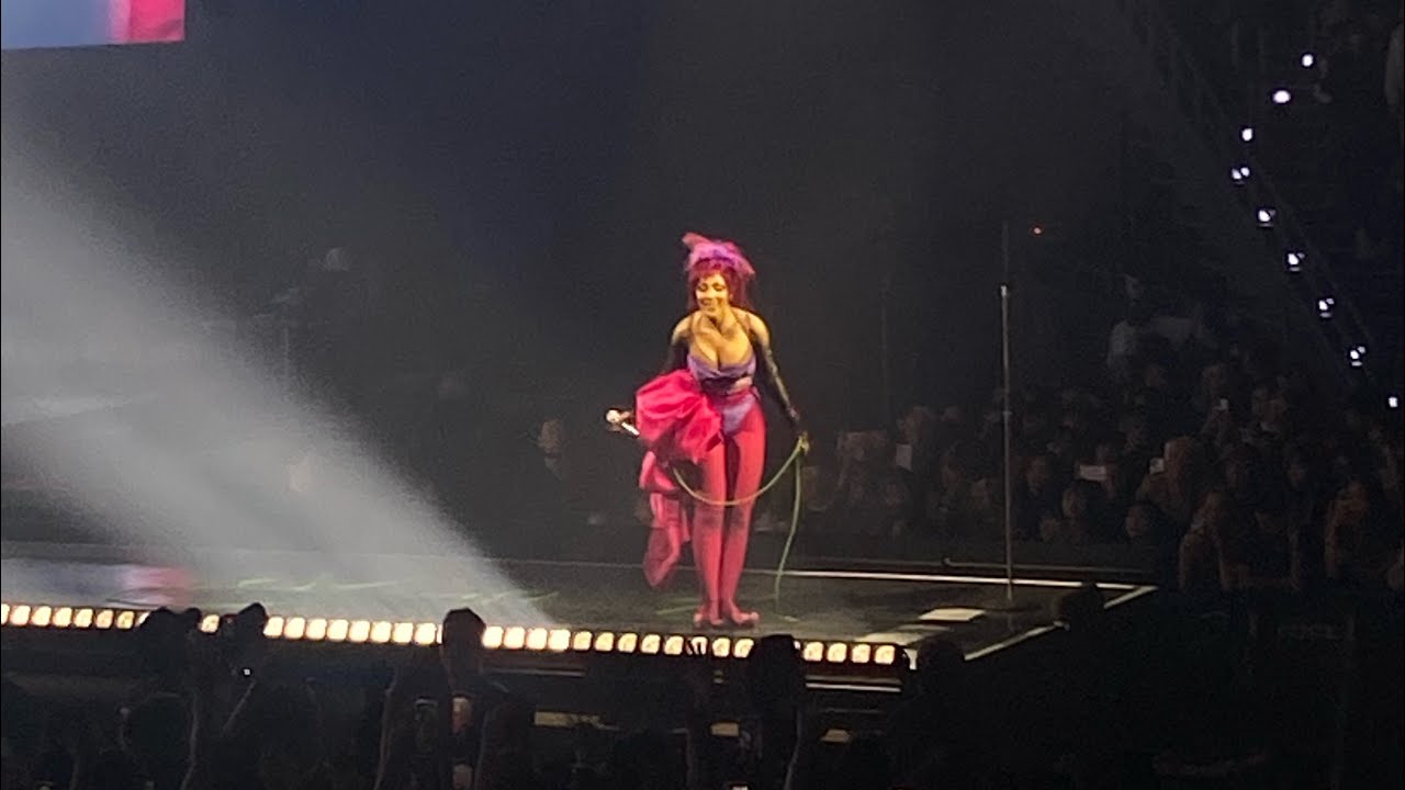 Jealous Type -DOJA CAT | TOUR MA VIE (Live in KAOSHIUNG, TAIWAN)