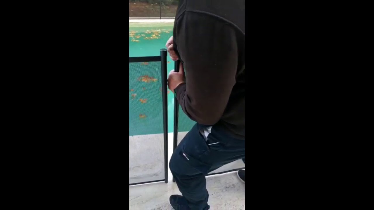 Montaje y desmontaje tramos valla de seguridad piscinas Alvifence