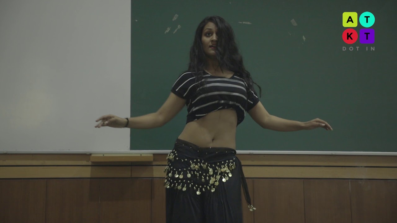 Belly Dance Showcase by College Girl from Ambedkar Institute | IIT Delhi's Rendezvous 2019