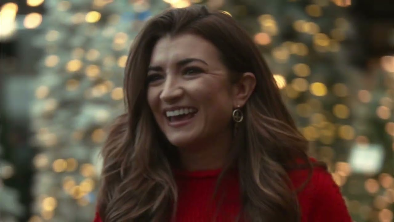Tenille Townes- Heart of the Holidays (Official Music Video)