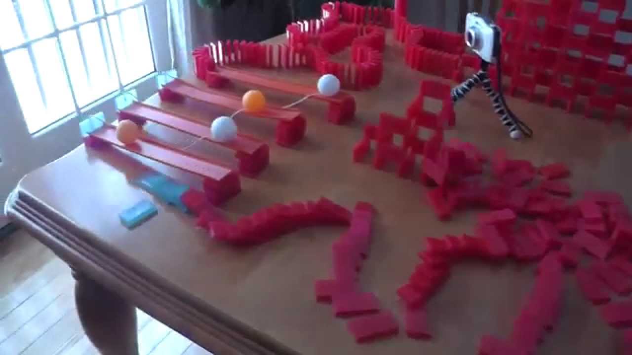 DOMINO and STICK BOMB Chain Reactions