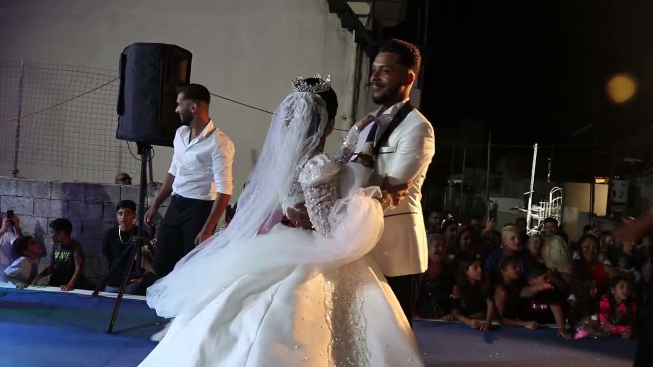 ERKAL ZEKIYE 3 DUGUN KALKANCA SANATCI ERKAL POPSTAR