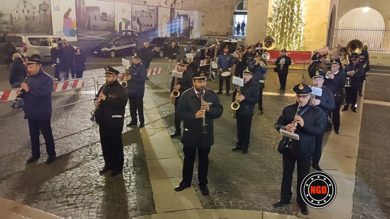 Marcia Omaggio Floreale Banda di Bitonto G Bastiani - Lella 6/12/23 Bari Festa di San Nicola