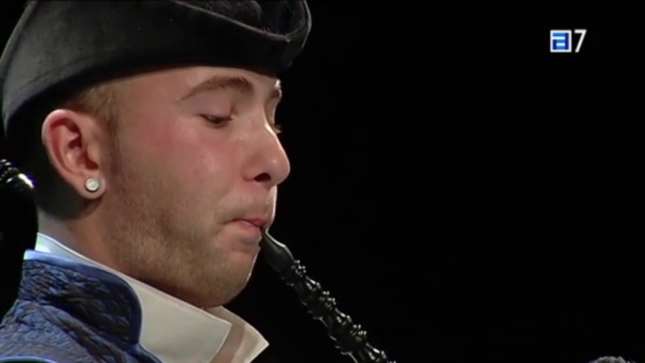 Fernando Vázquez Cárcaba ''Tengo de subir al puertu''