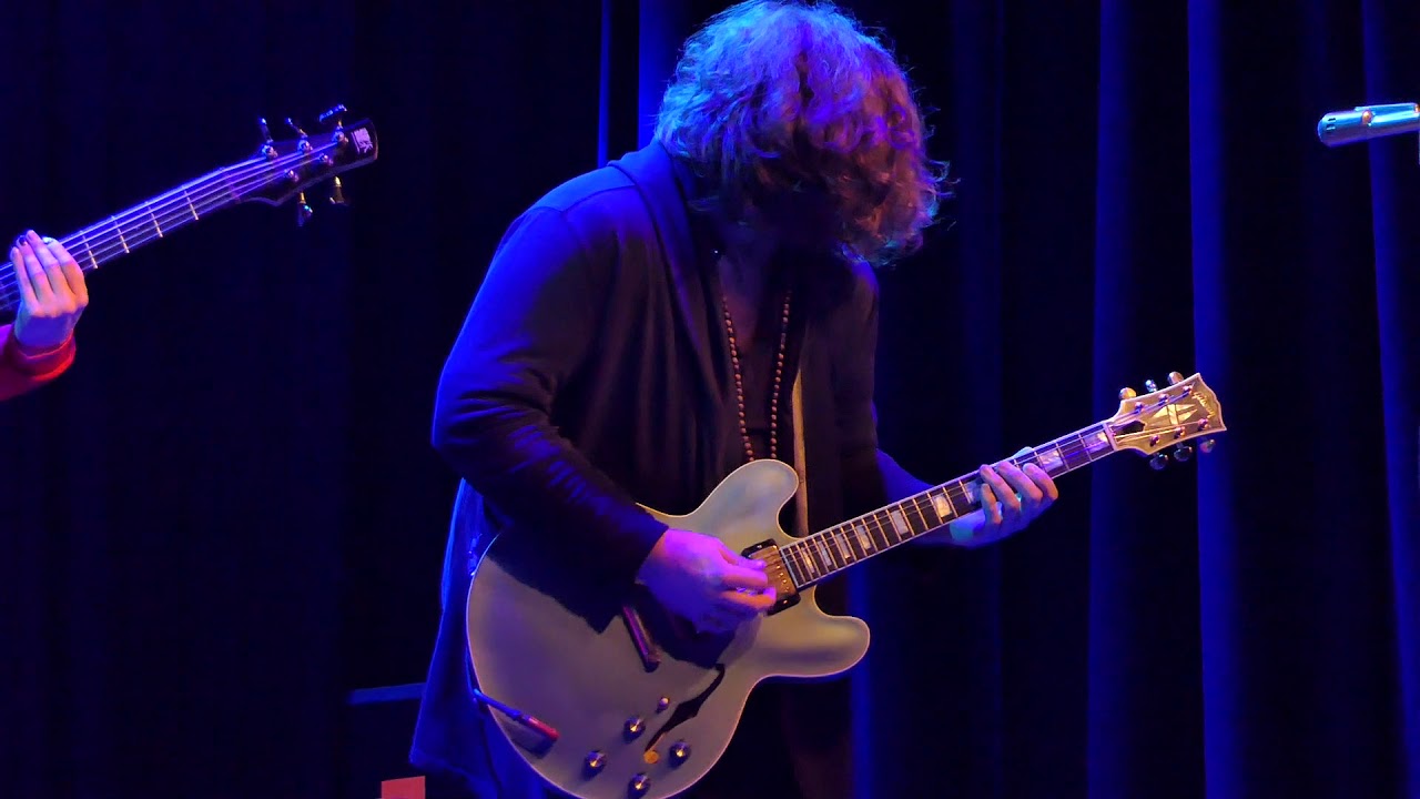 JD Simo - People Say - 1/30/19 Sellersville Theatre - Sellersville, PA