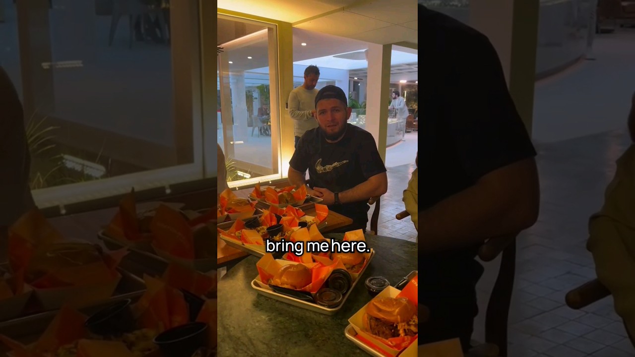 Team Khabib loves burgers 🍔#khabibnurmagomedov #usmannurmagomedov #mma #ufc #funnymoments