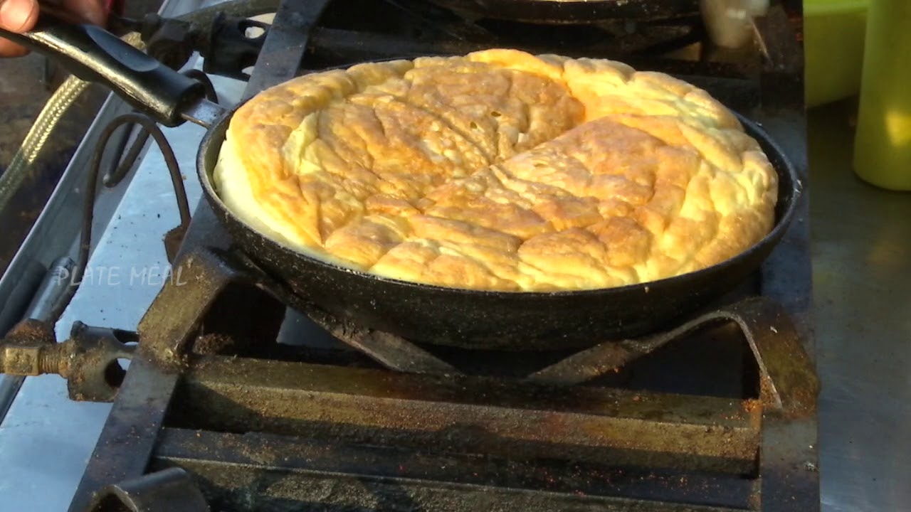 How To Make Fluffy Egg Omelette Recipe | Street Side Fluffy Egg Omelette | Street Food