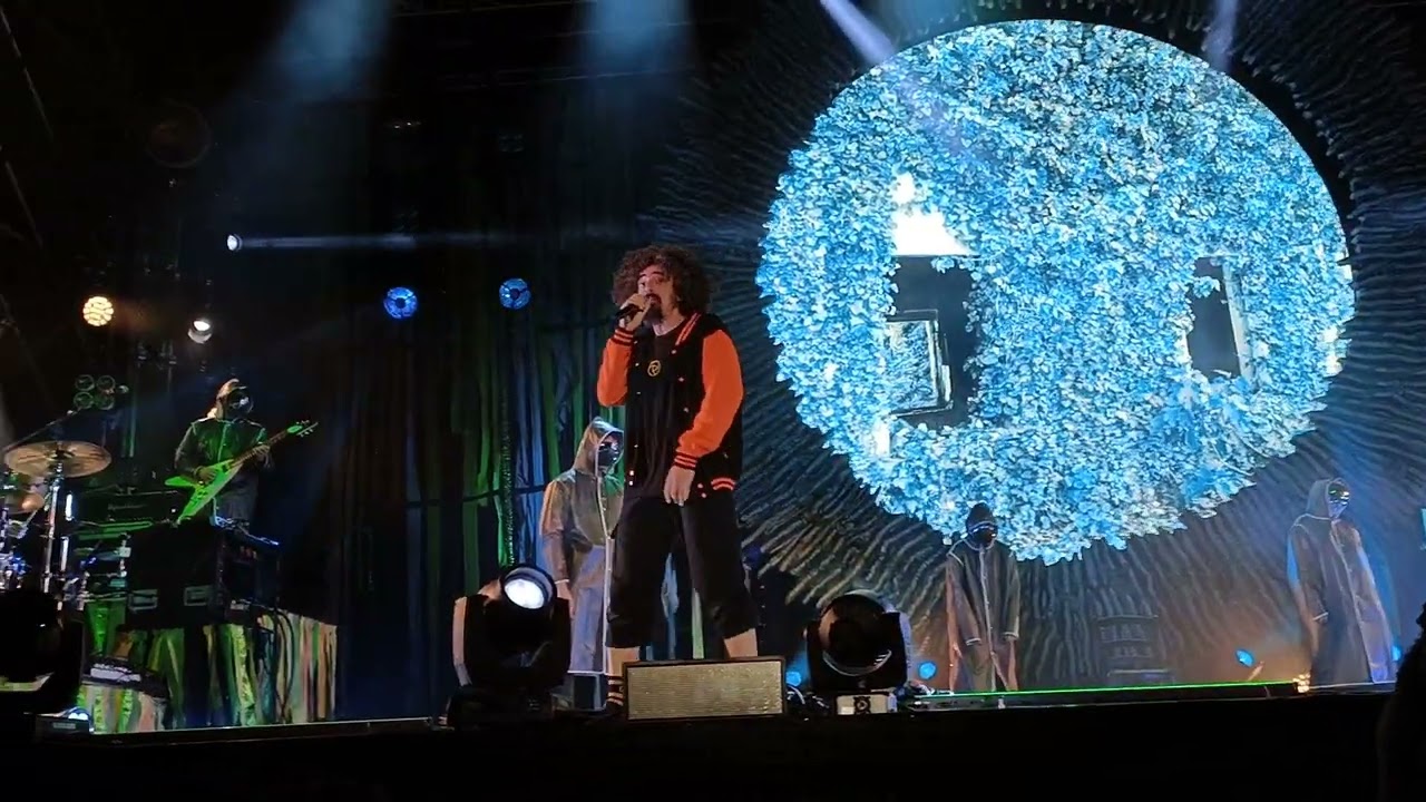 CAPAREZZA live 2022- 
