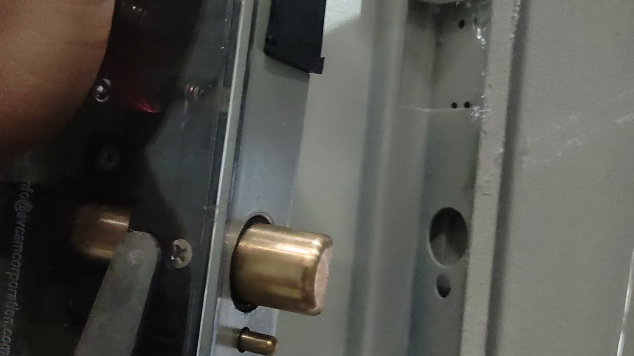 AV cam swing door LH | Lift hand side opening