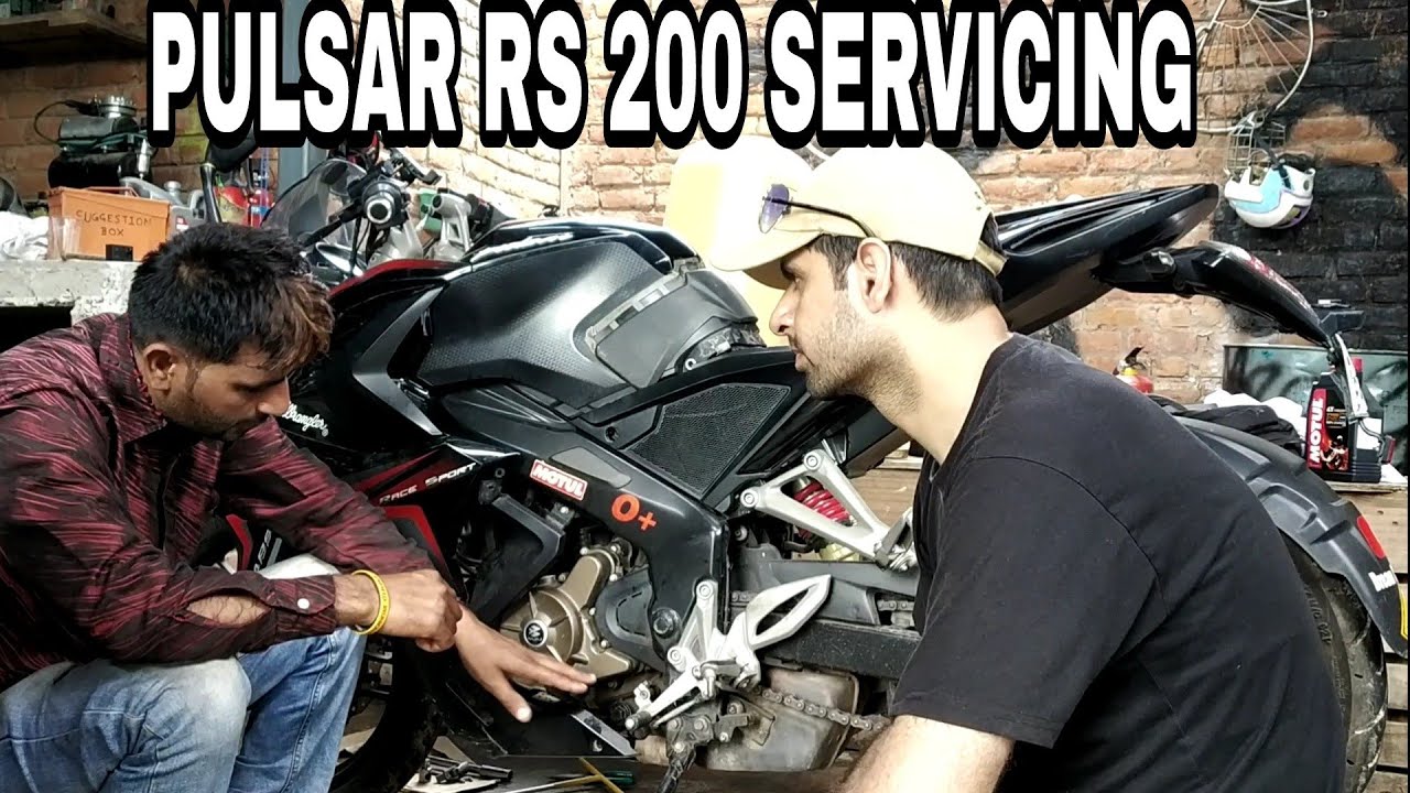How to service your bike by your own || PULSAR RS 200( Hindi)
