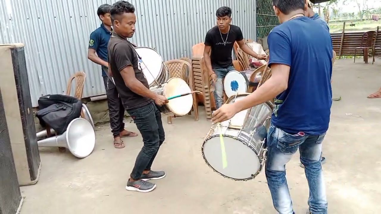 মনেরো হাউসে পিনদিলুং পাটানি