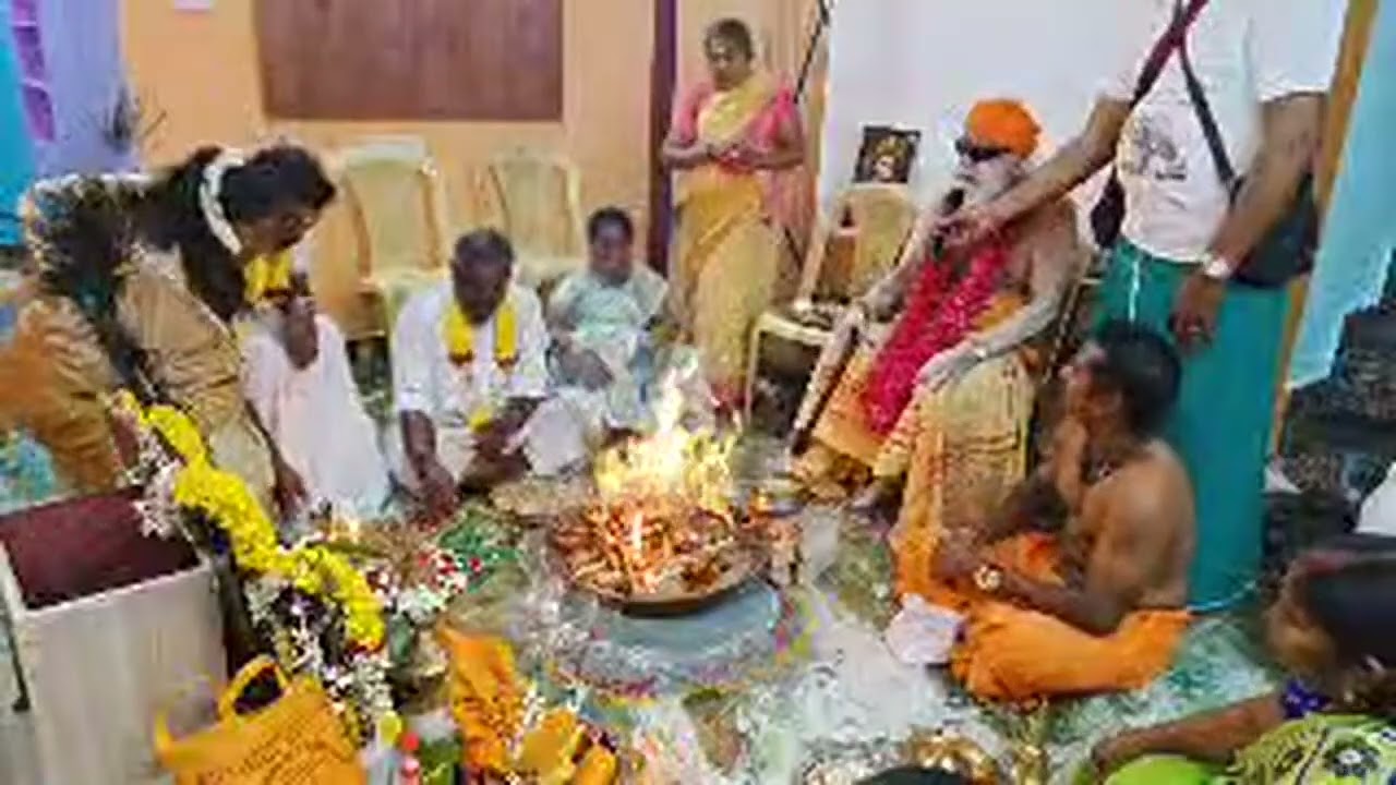Highlight 7:54 - 12:54 from புதுமனை புகுவிழா பகவான் அருள் குழந்தை திரு. குமரேசன் அவர்கள் இல்லம்