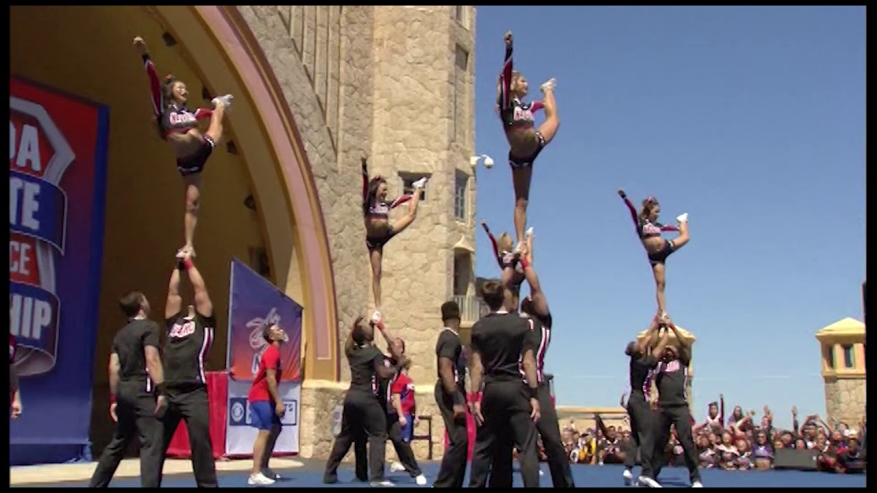 Navarro College Cheer - 2017 NCA College Nationals Final performance