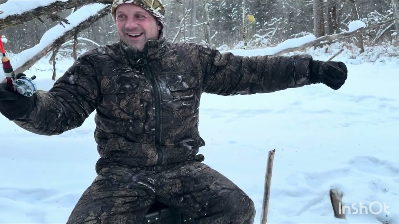За подледным Ленком на севера. Ловля Ленка за одну секунду!!!