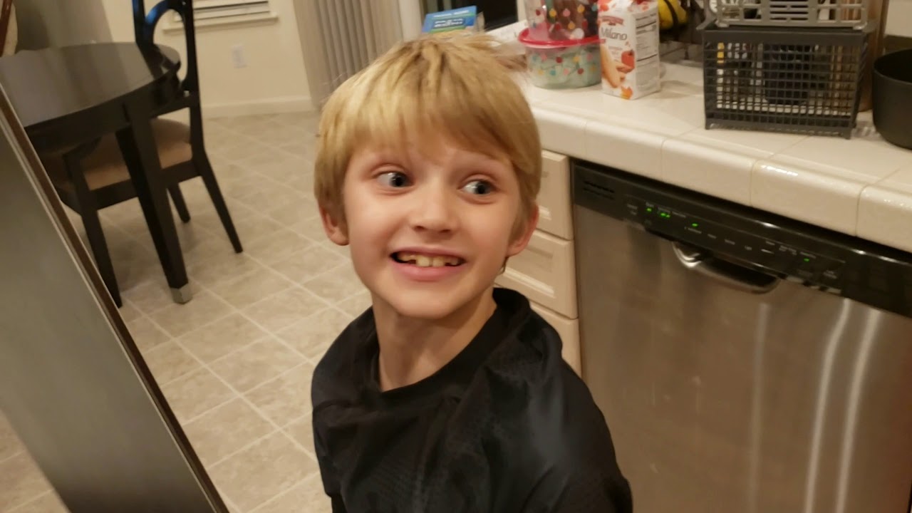 8 year old kid gets his 1st Pro Model Snowboard - Henrik Bogdon with Custom Cult Snowboards